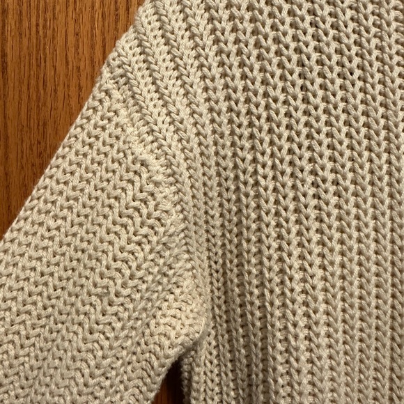 Forever 21 Sweater - Picture 3 of 4